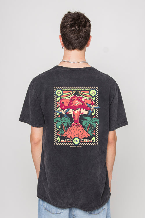 T-shirt noir délavé Volcanic Symphony