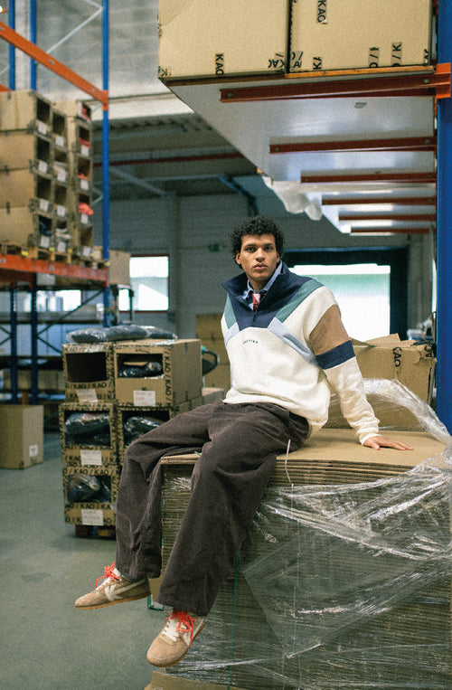 Aleck ivory/Navy sweatshirt