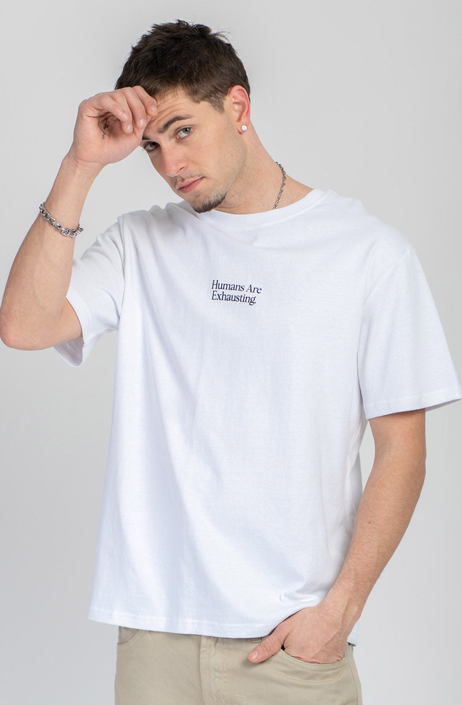 Menschen sind anstrengend – Weißes Bio-Baumwoll-T-Shirt
