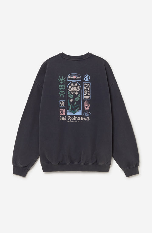 Sudadera oversize unisex color dark con ilustración Geometric Flower en la espalda.