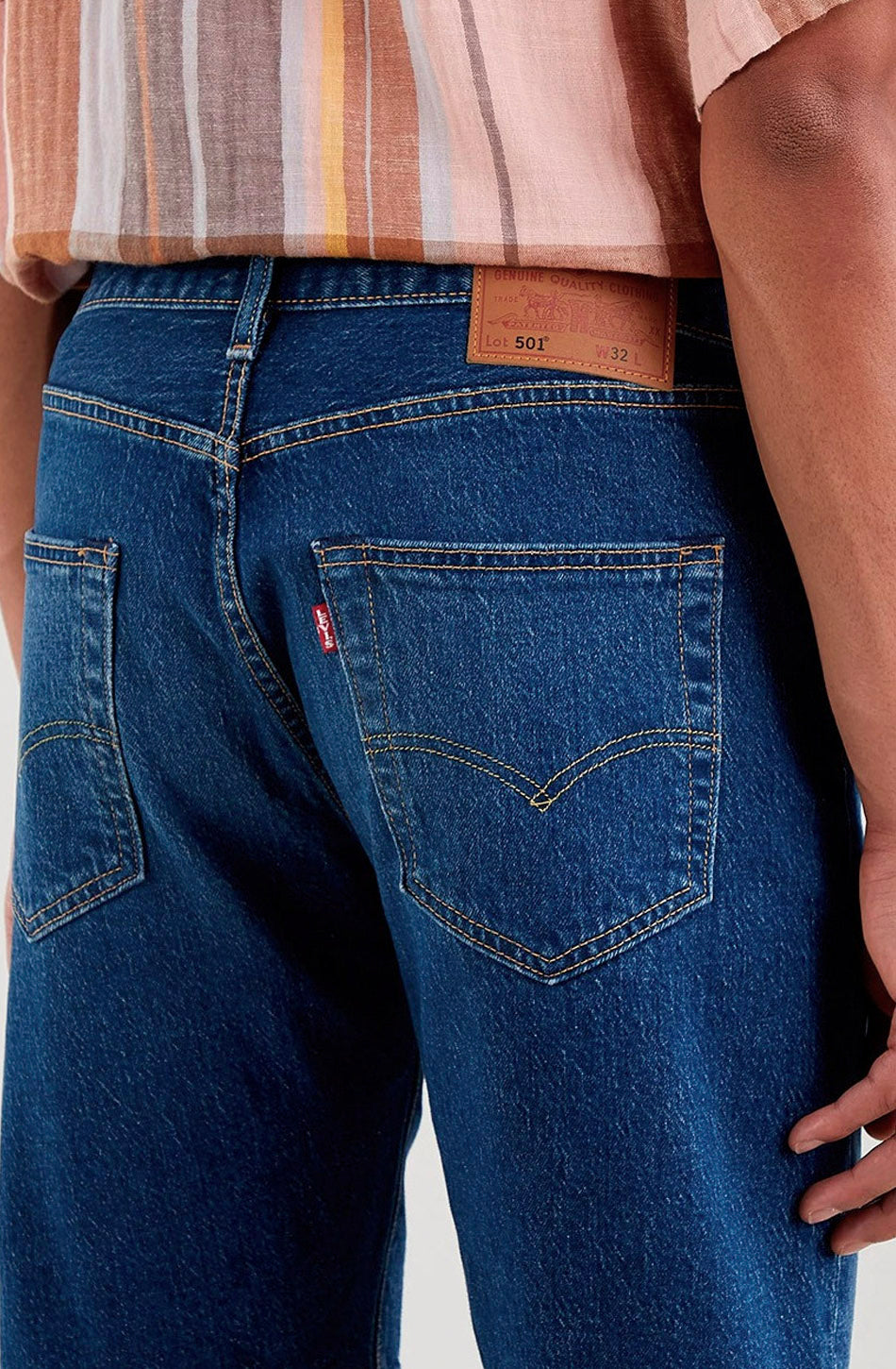 Levi's 501 Hemmed Bleu Eyes Break Shorts
