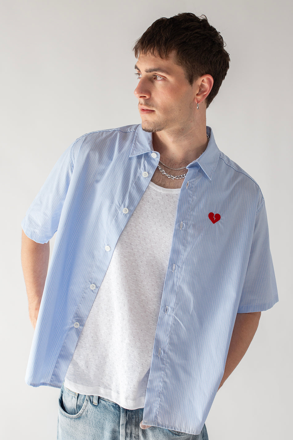 Blau/weiß gestreiftes Hemd von Loui Heart