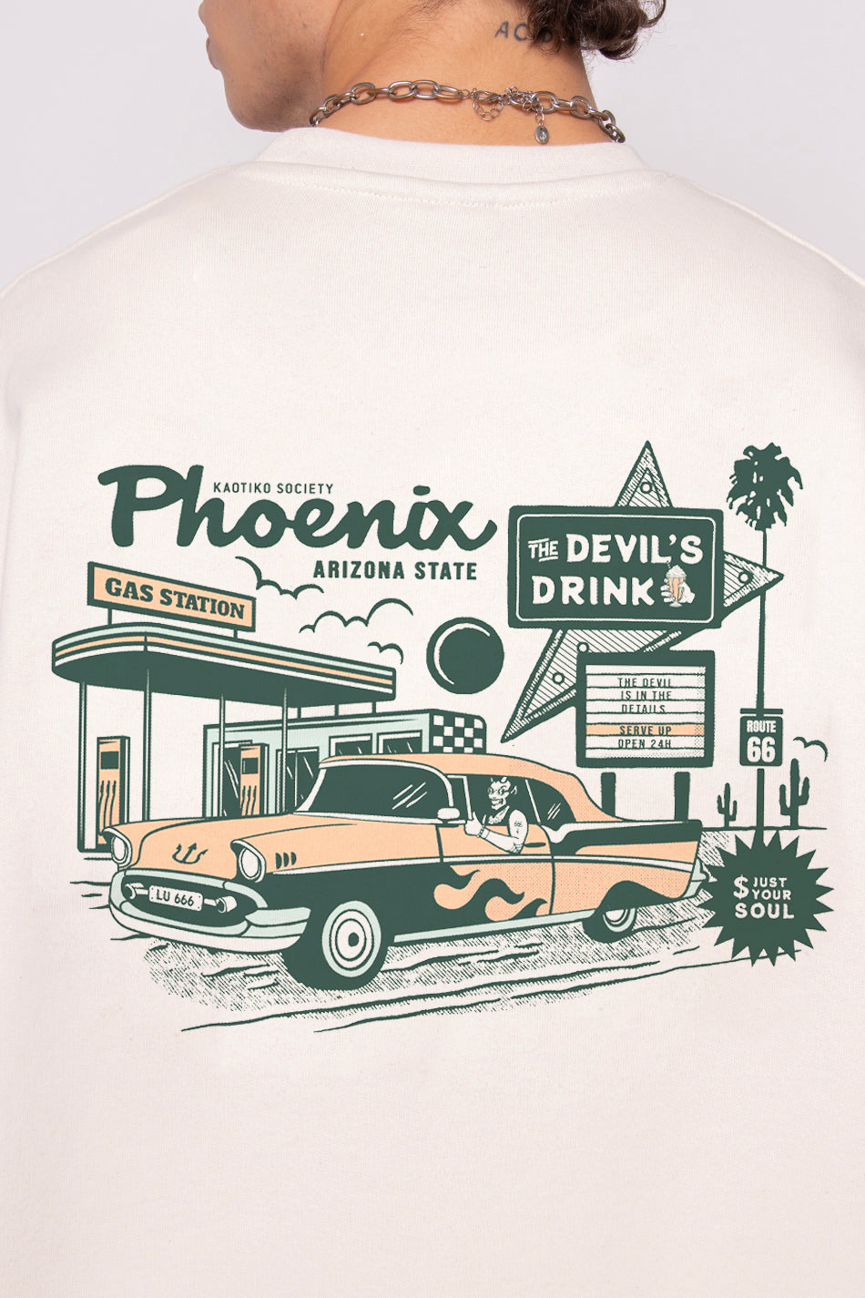 Elfenbeinfarbenes Sweatshirt aus Bio-Baumwolle „Gas Station“