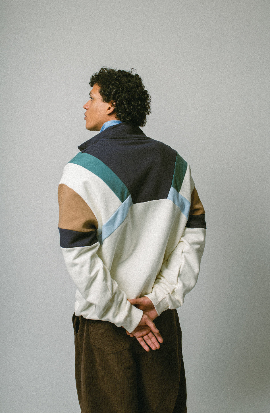 Aleck ivory/Navy sweatshirt