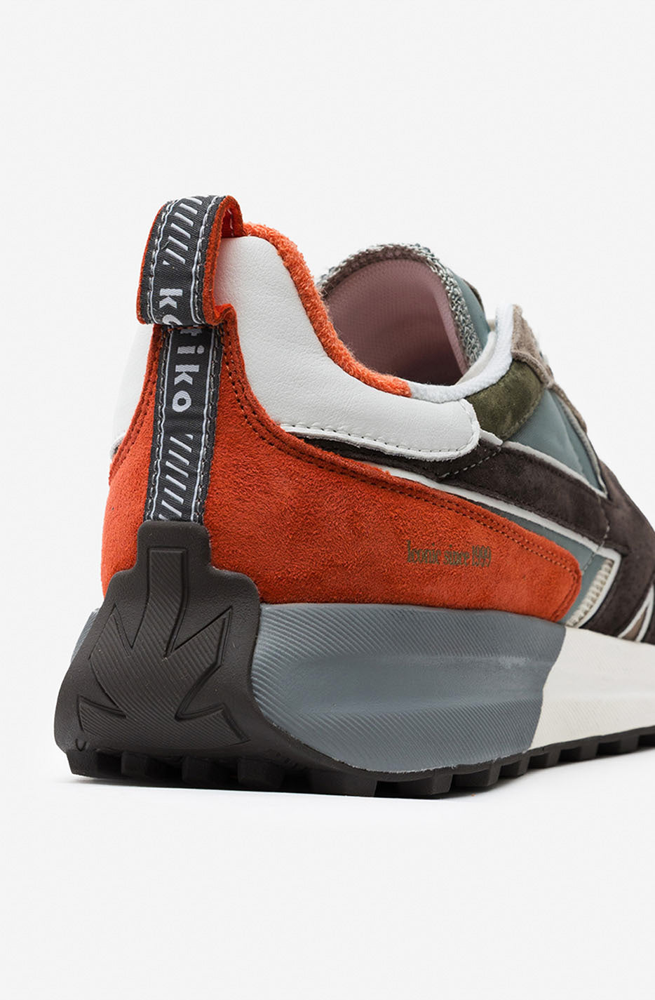 Kaotiko Vancouver Man Beige Sneakers