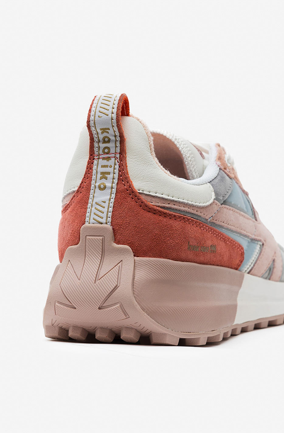 Kaotiko Woman Detroit LS Salmon Sneaker