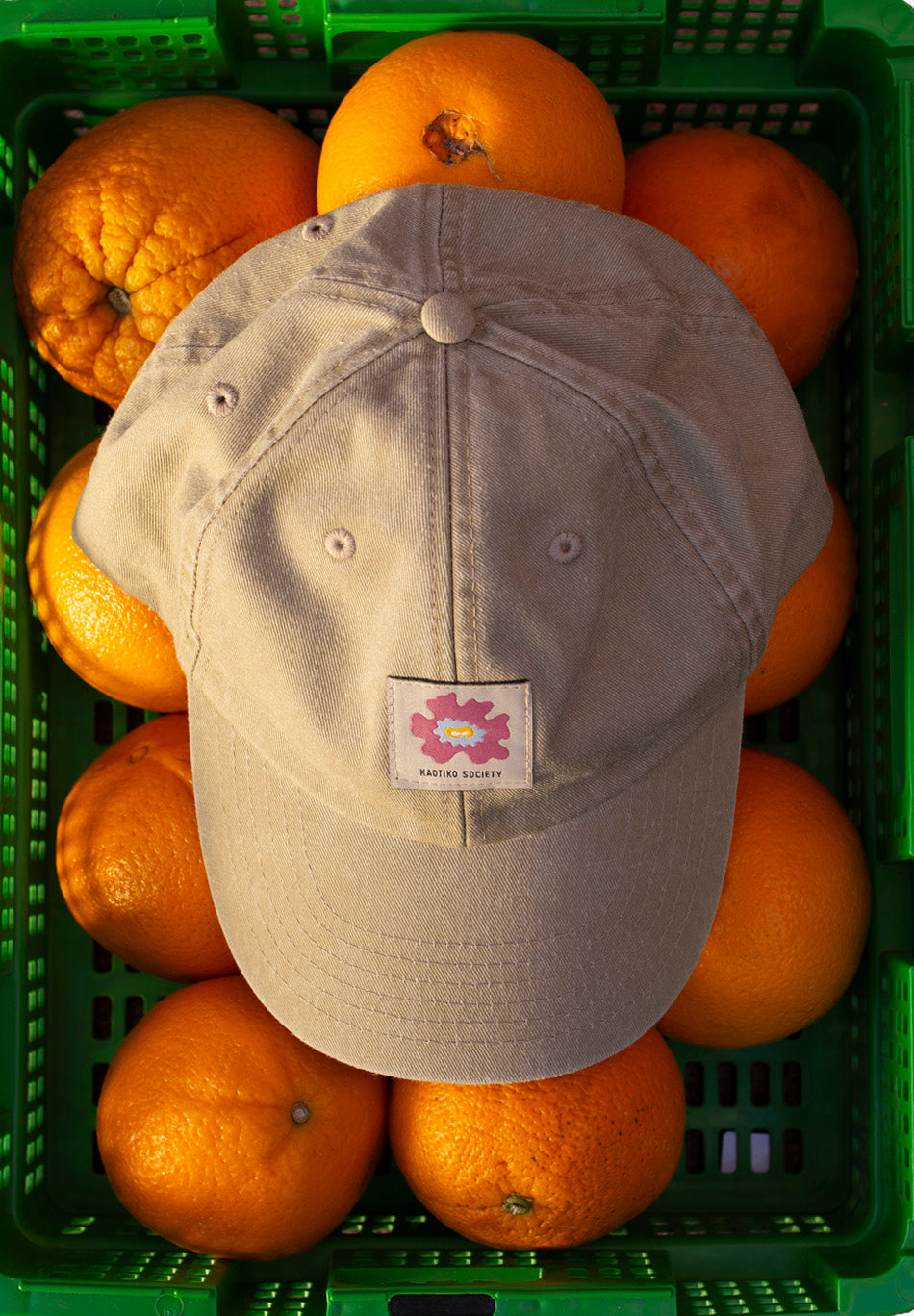 Island Flower Vintage Stone Cap