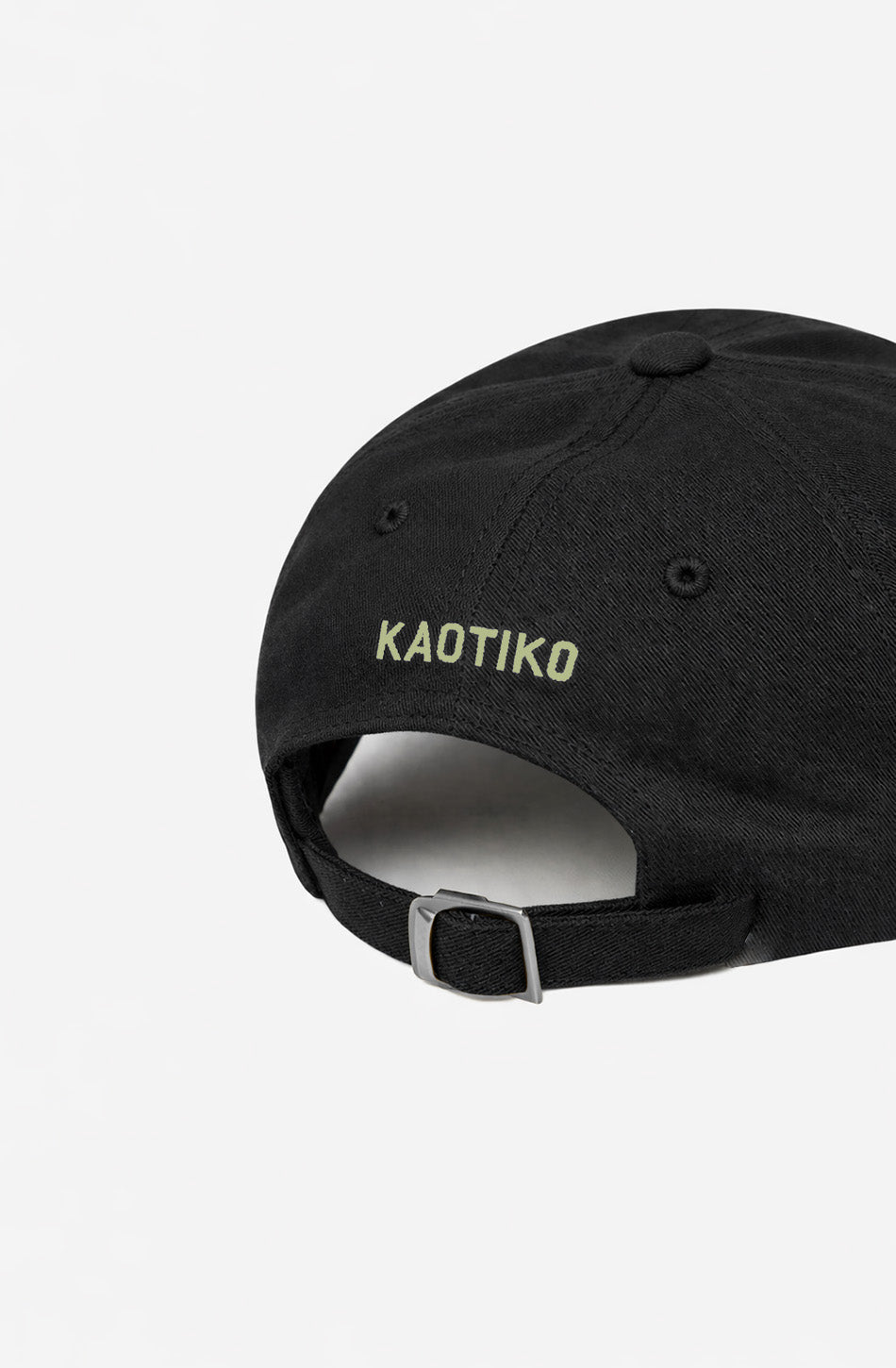 Lily Black Cap