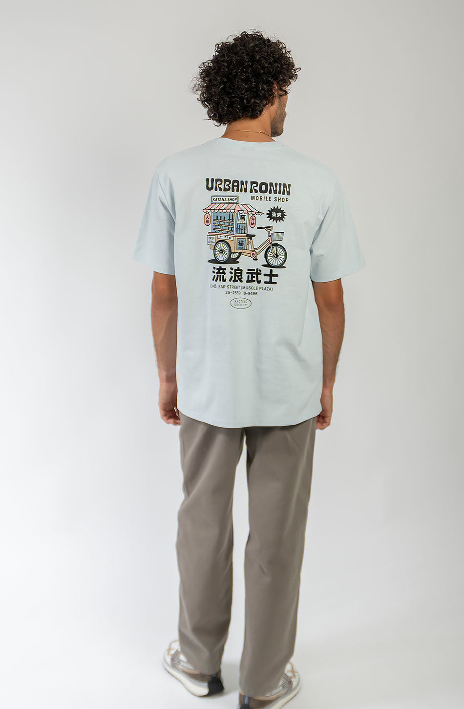 T-shirt Regular Urban Ronin Niagara 