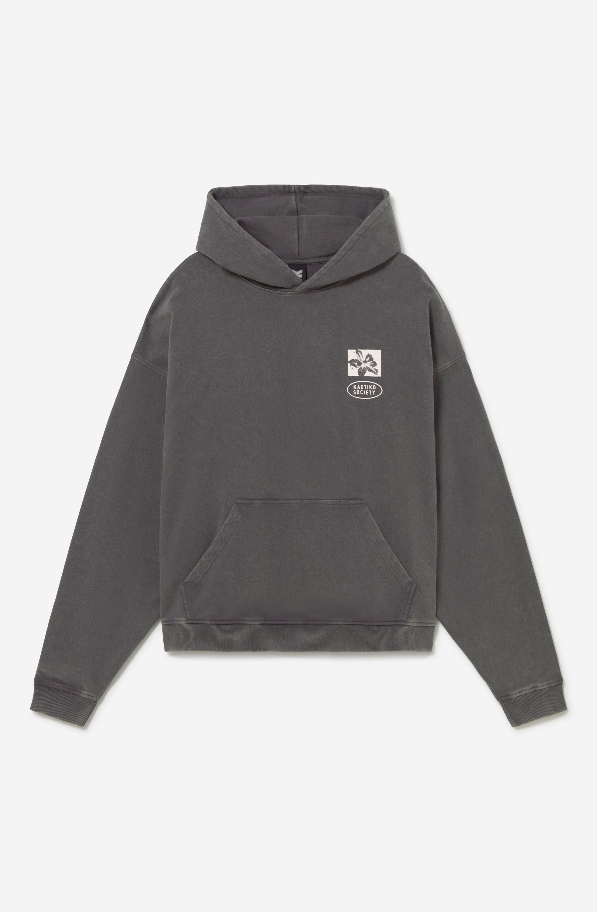 Sudadera oversize gris oscuro con acabado washed, capucha, bolsillo canguro y gráficos Bad Romance de Kaotiko Society.