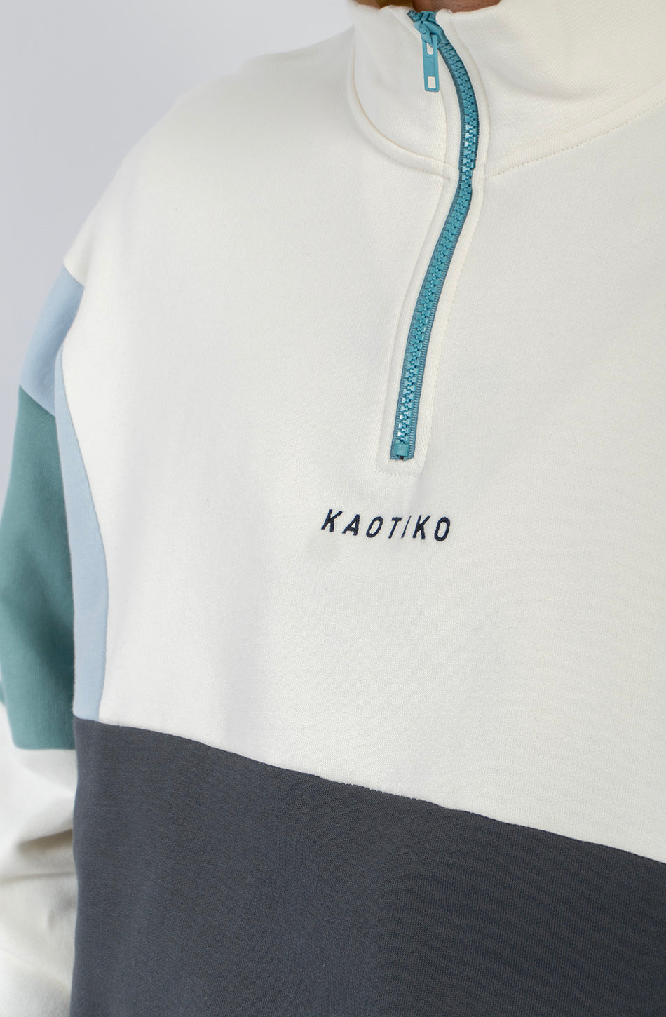 Sweatshirt Arthur Ivory Black Niagara Relaxed Fit