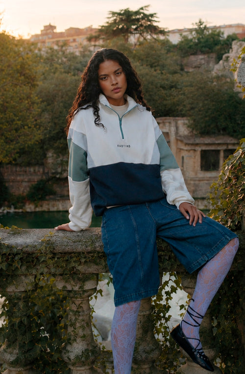 Arthur Ivory Black Niagara Relaxed Fit Sweatshirt