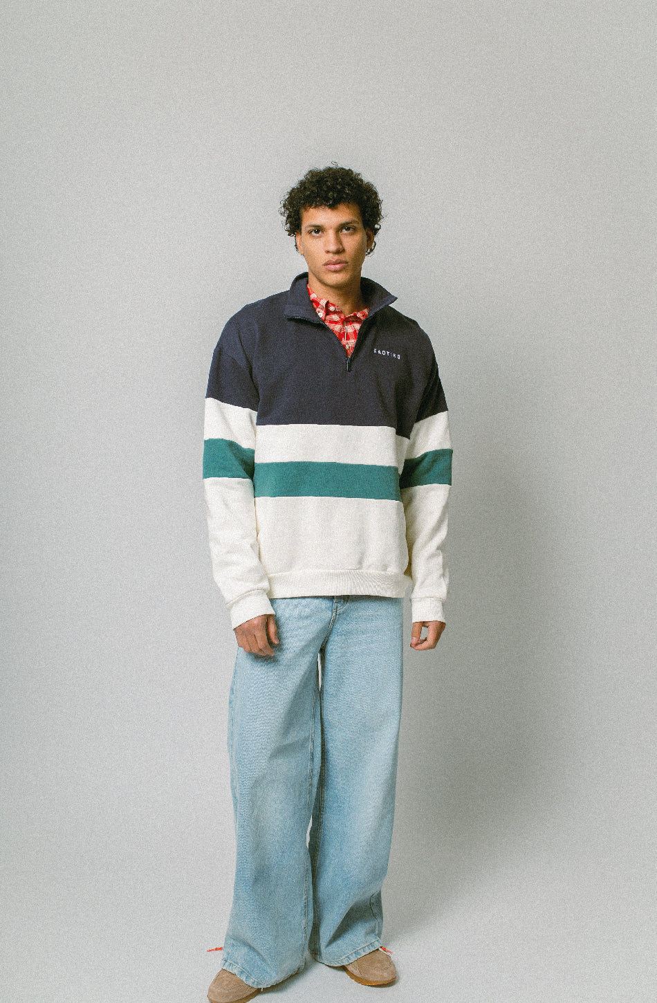 Carter Ivory/Navy/Heura Sweatshirt