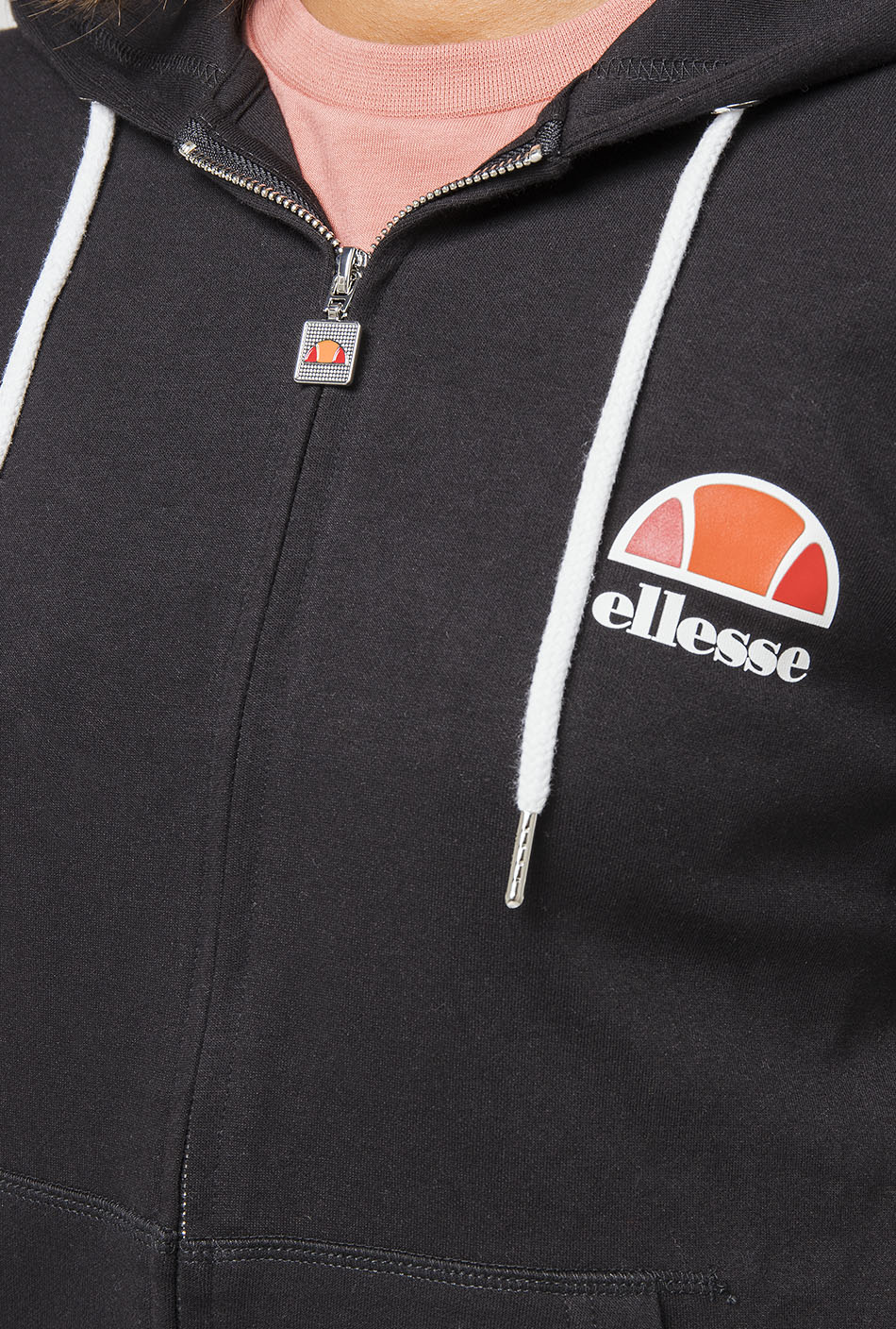 Ellesse Sweatshirt mit schwarzer Kapuze